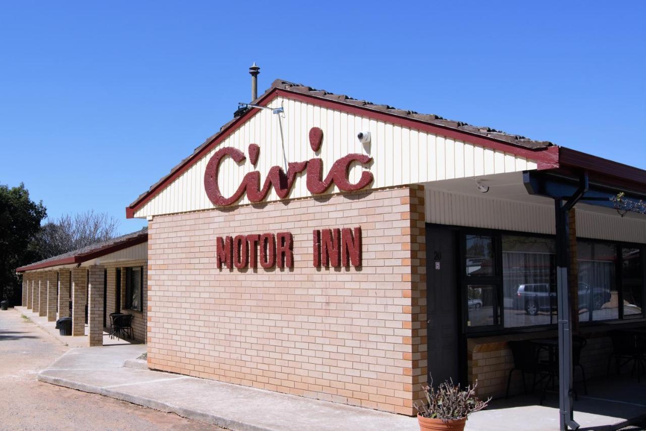 Civic Motor Inn Cowra Exterior foto